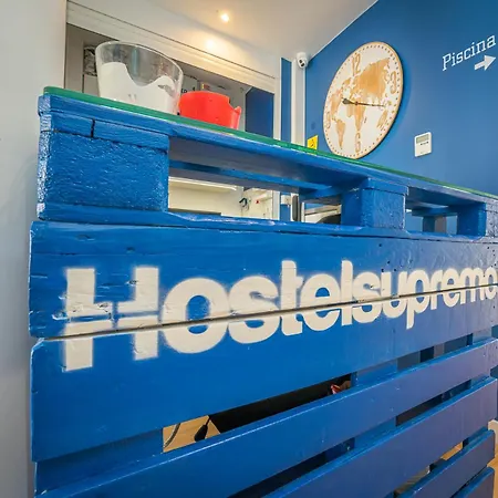 Hostel Supremo