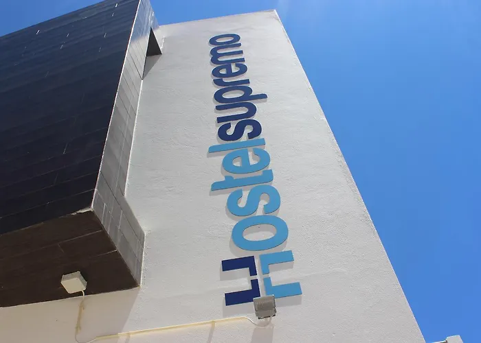 Supremo Hostel Armação de Pêra